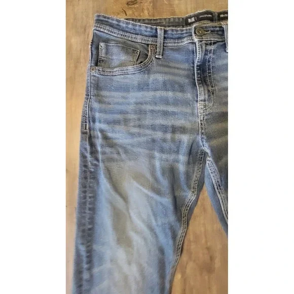 BKE Jake Straight Jeans Mens 36x32 Blue Denim Stretch Western Whiskered Cowboy - Picture 4 of 12